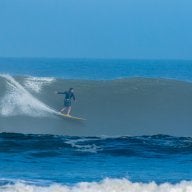 Surfin64